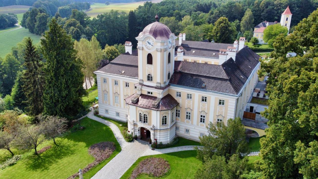 Schlosshotel Rosenau Superior Schloss Rosenau Exterior foto